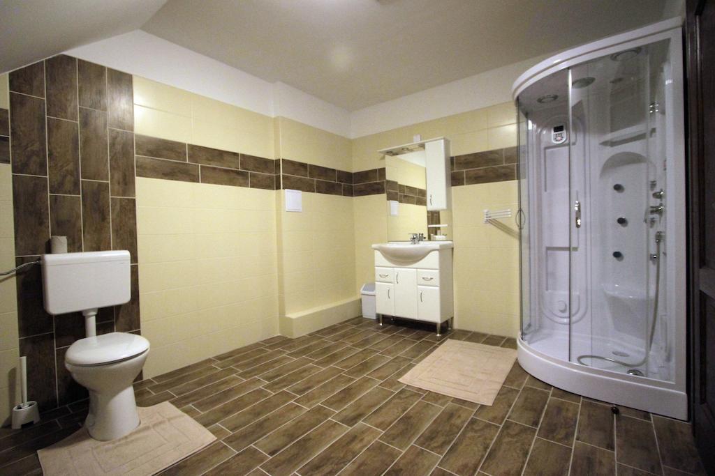 Hotel Patkoszeg Vendeghaz Kaposfo Pokoj fotografie