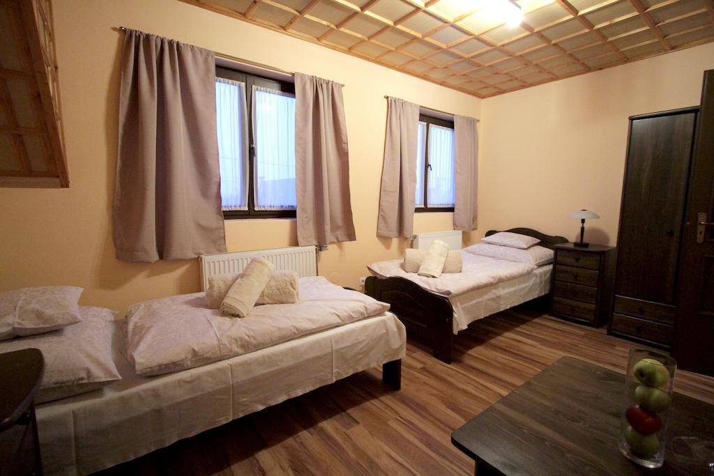 Hotel Patkoszeg Vendeghaz Kaposfo Pokoj fotografie